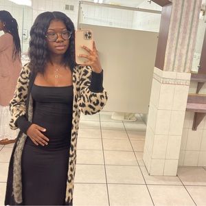 Meet your Posher, Monesha